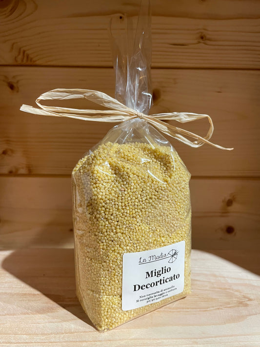 Hulled millet